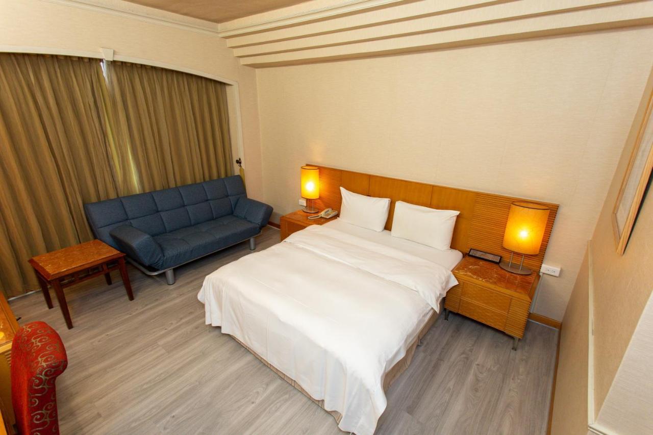 Ardi Hotel Yuanlin Buitenkant foto