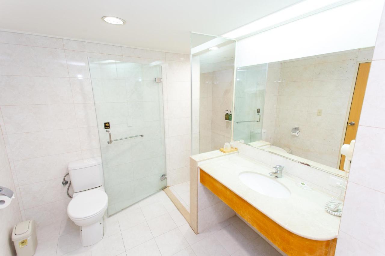 Ardi Hotel Yuanlin Buitenkant foto