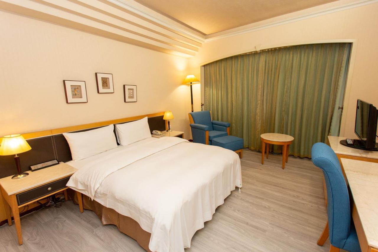 Ardi Hotel Yuanlin Buitenkant foto