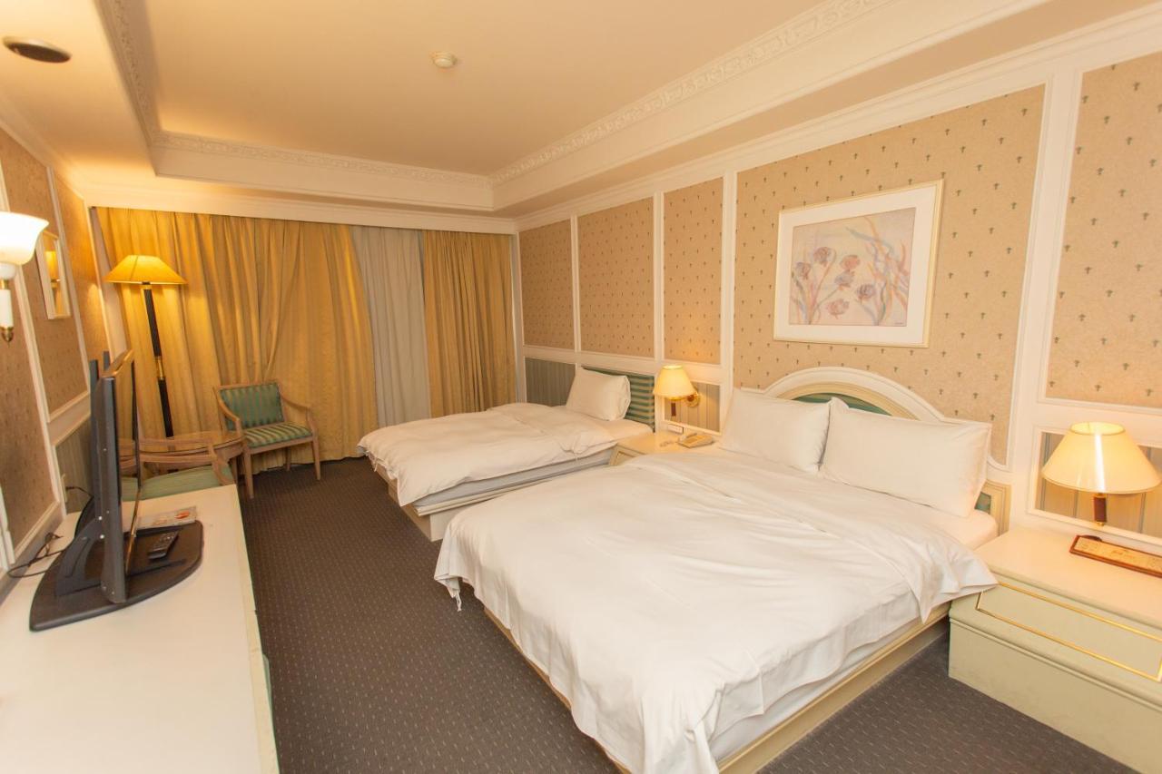 Ardi Hotel Yuanlin Buitenkant foto