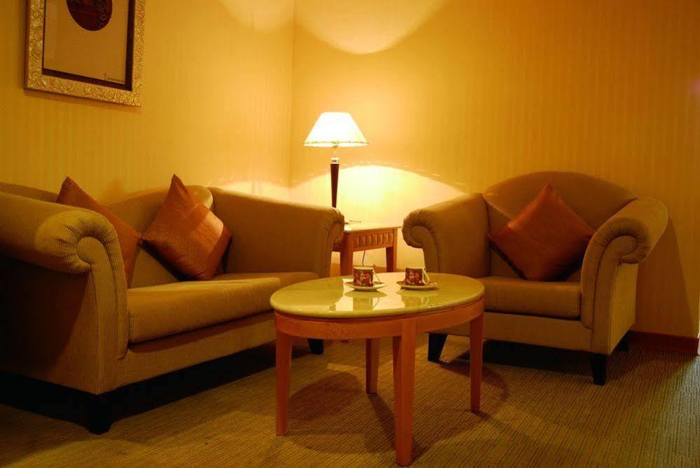 Ardi Hotel Yuanlin Buitenkant foto